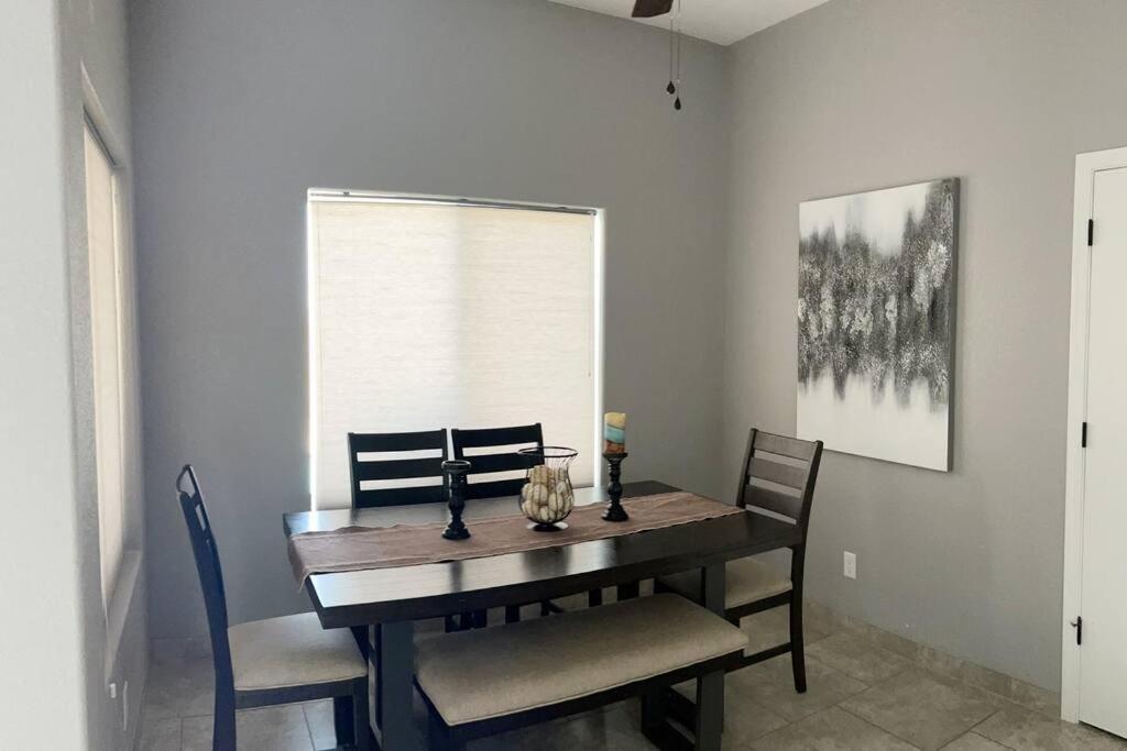Havasu Retreat! Pool, Spa, Gym & View Lake Havasu City Ngoại thất bức ảnh
